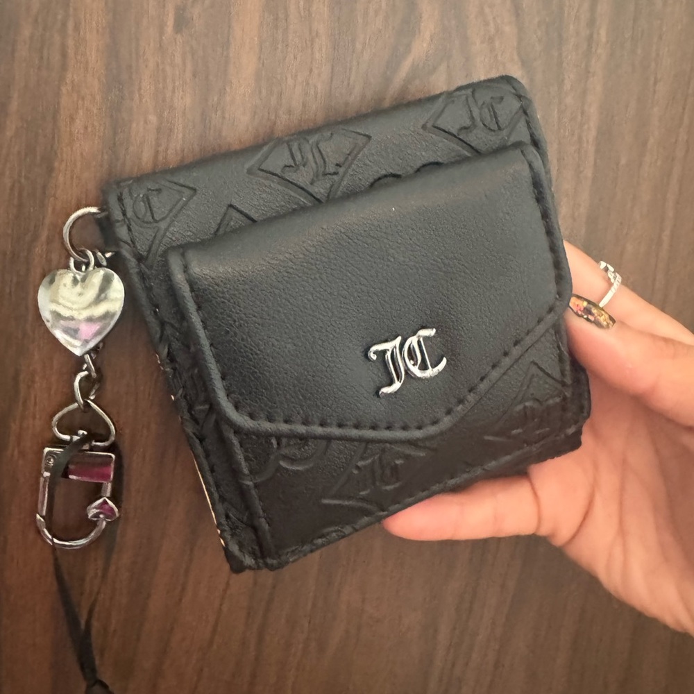 Juicy Couture NEW Black Wallet